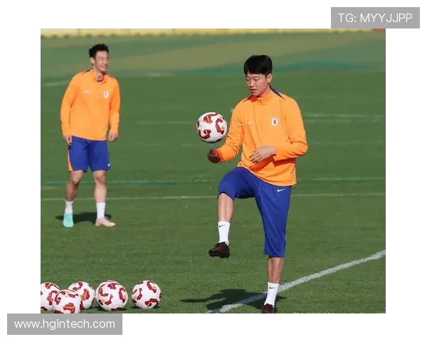 高准翼伤愈复出参与泰山队训练 高准翼伤愈复出参与泰山队训练